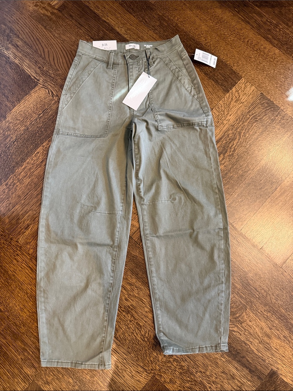Kensie Relaxed Barrel Jean
